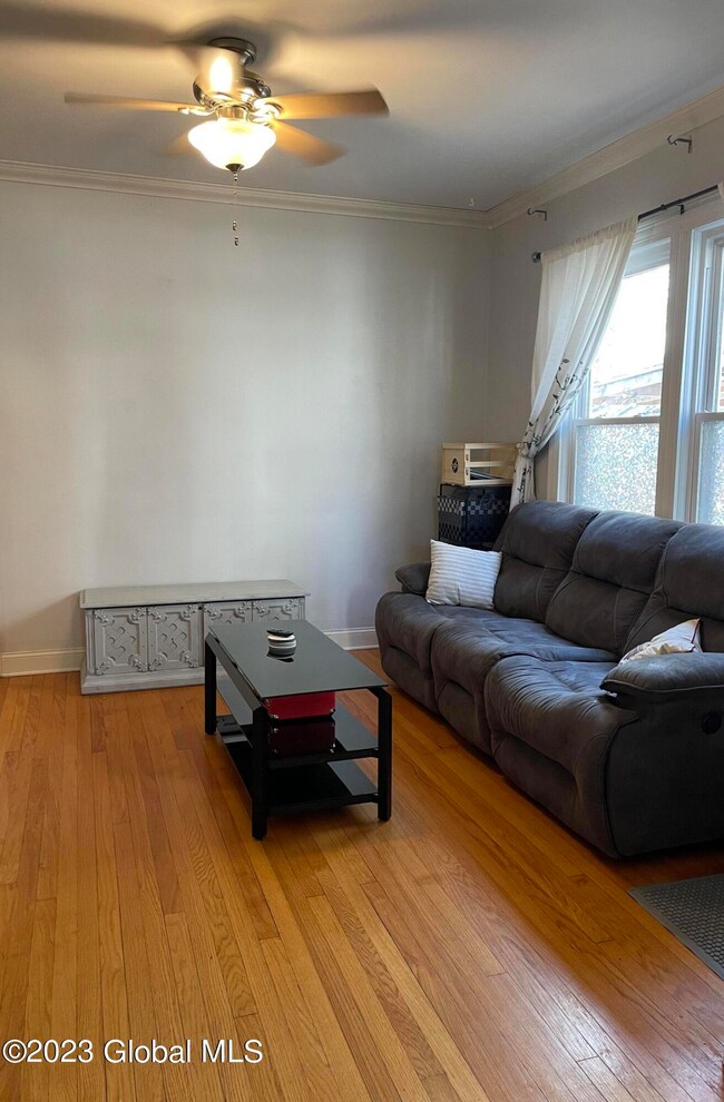 118 Swan St, Schenectady, NY 12302 - photo 6