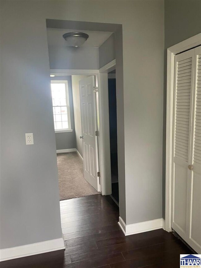 160 NW H St, Linton, IN 47441 - photo 5