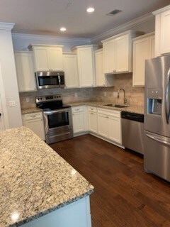 305 Mariners Cir, Saint Simons Island, GA 31522 - photo 4