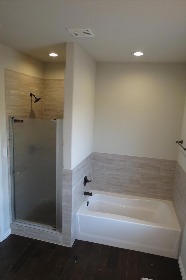 4604 Woodlawn Rd, Sherman, TX 75090 - photo 5