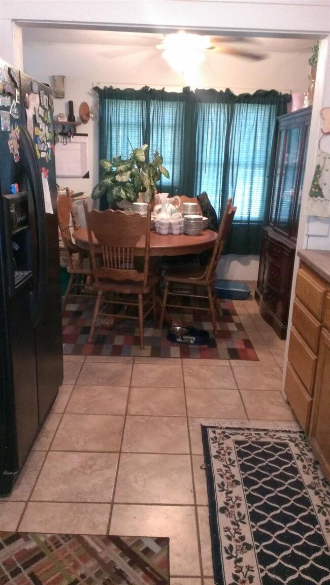 Kitchen & Dining 4219
