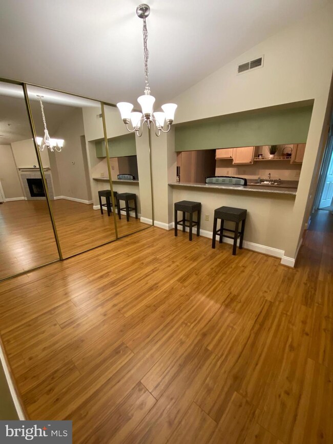 2506 Waters Edge Dr unit 6, Newark, DE 19702 - photo 4