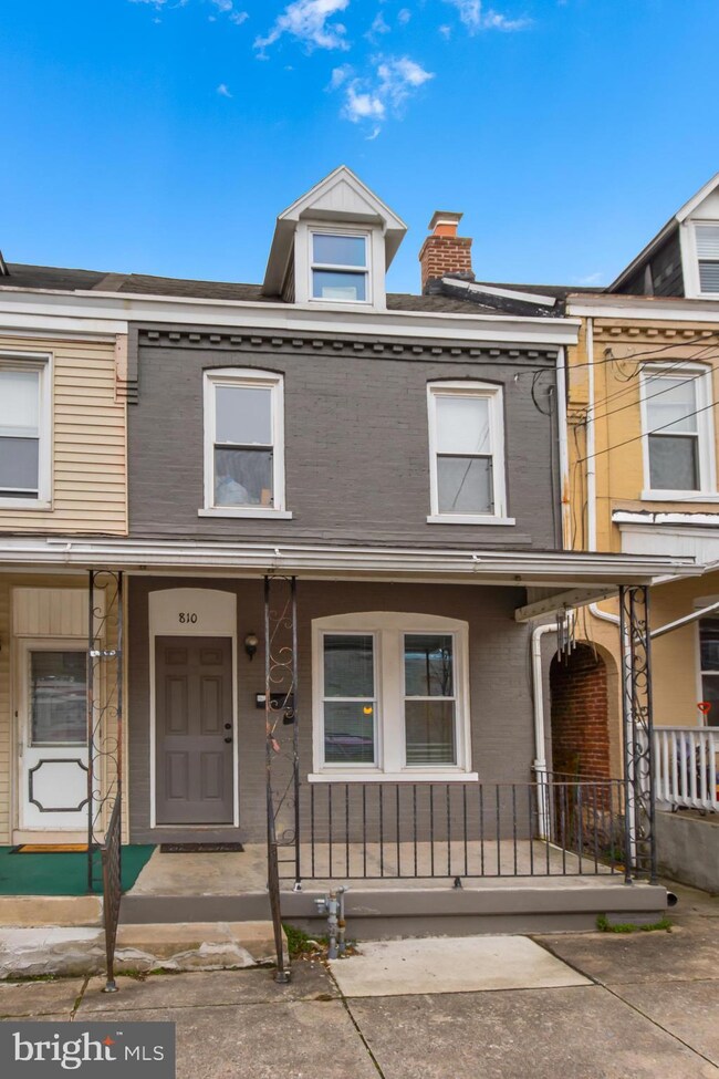 810 Prangley Ave, Lancaster, PA 17603 - photo 2