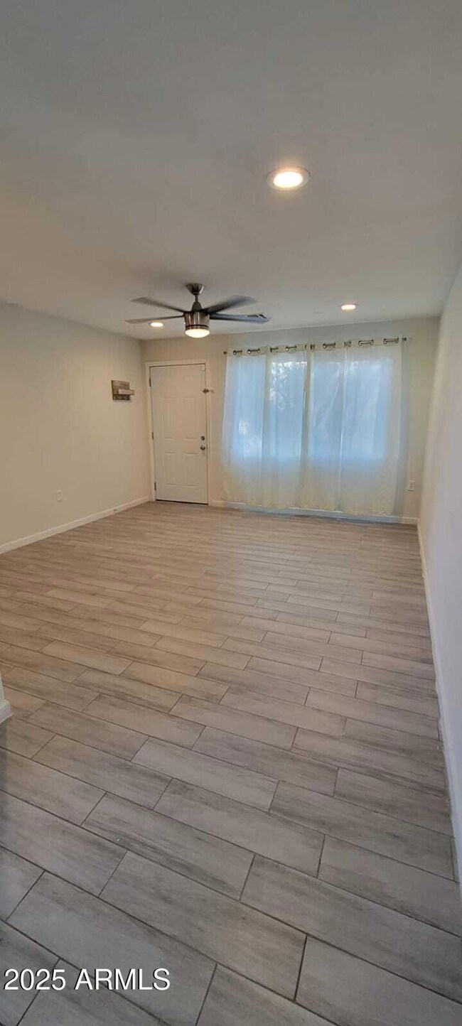 6717 N 53rd Ave, Glendale, AZ 85301 - photo 3