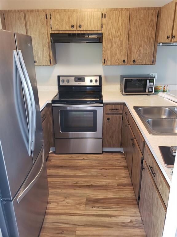 Kitchen, New Stainless Refrigerator and Range
