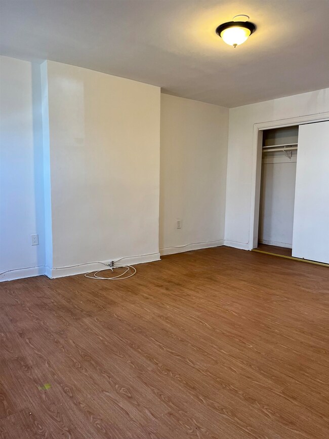 298 Princeton Ave unit 1, Jersey City, NJ 07305 - photo 6