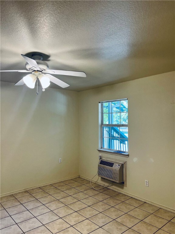 944 N Storer Ave, Fayetteville, AR 72701 - photo 4