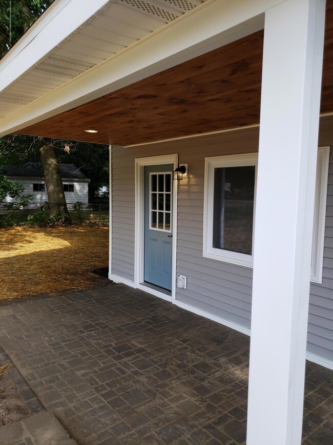 9 Front Porch