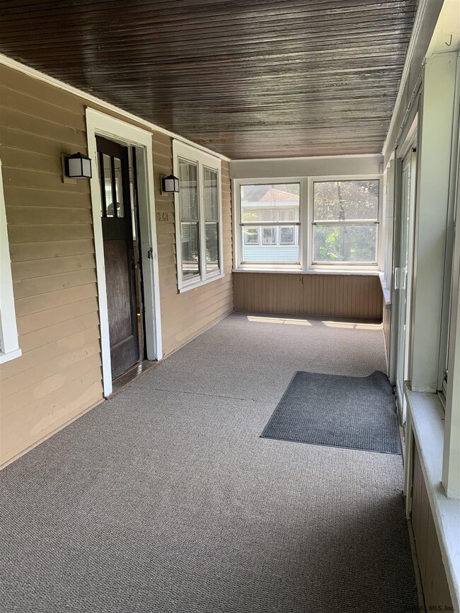 367 South St, Rensselaer, NY 12144 - photo 7