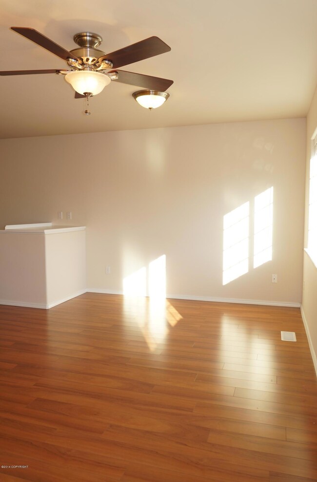 Living Room With Ceiling Fan