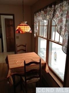 Eating Area in Kitchen.