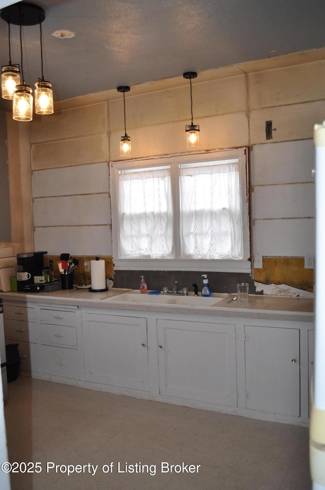 205 6th Ave W, Lemmon, SD 57638 - photo 5