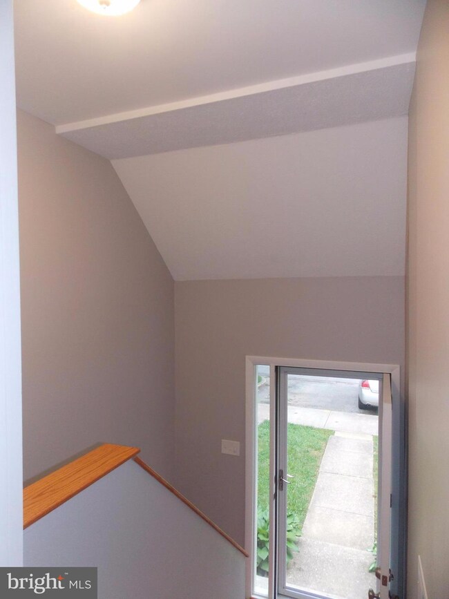 7236 Dockside Ln, Columbia, MD 21045 - photo 7