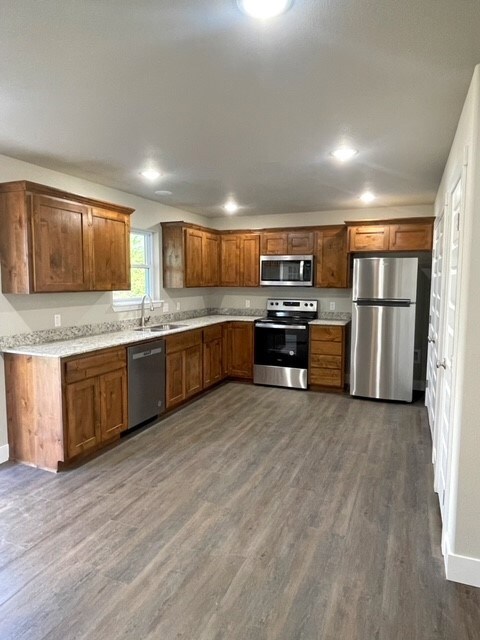 259 N Larmon St, Colcord, OK 74338 - photo 2