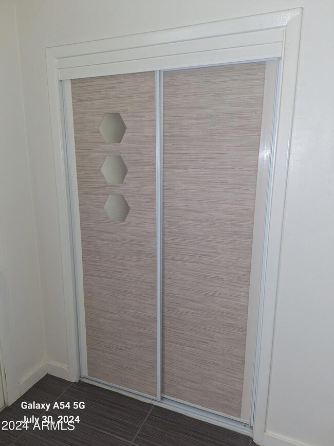 9215 N 13th Place unit 3, Phoenix, AZ 85020 - photo 6