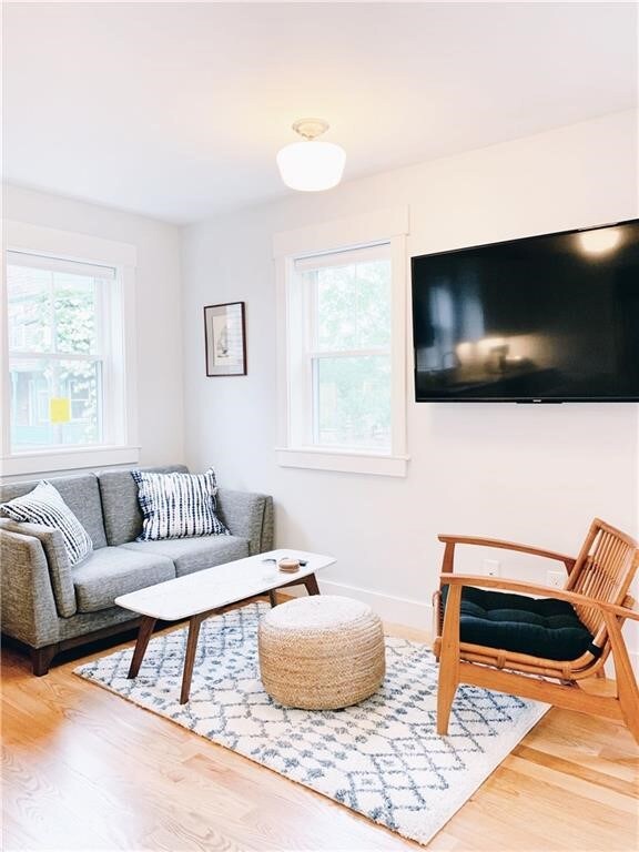 21 Warner St unit 1, Newport, RI 02840 - photo 3