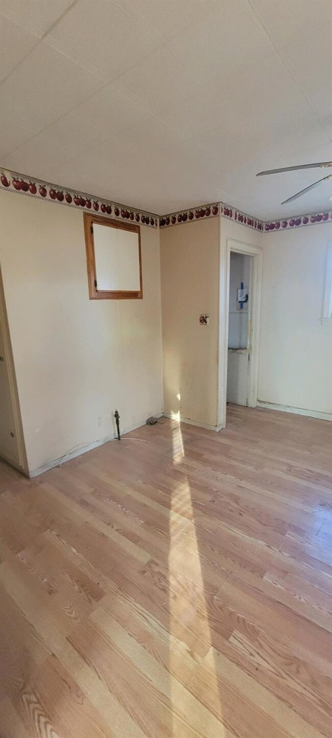 410 S Jefferson St, Hugoton, KS 67951 - photo 6