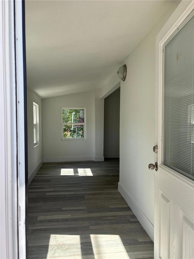 702 W Hillsboro St, Plant City, FL 33563 - photo 2