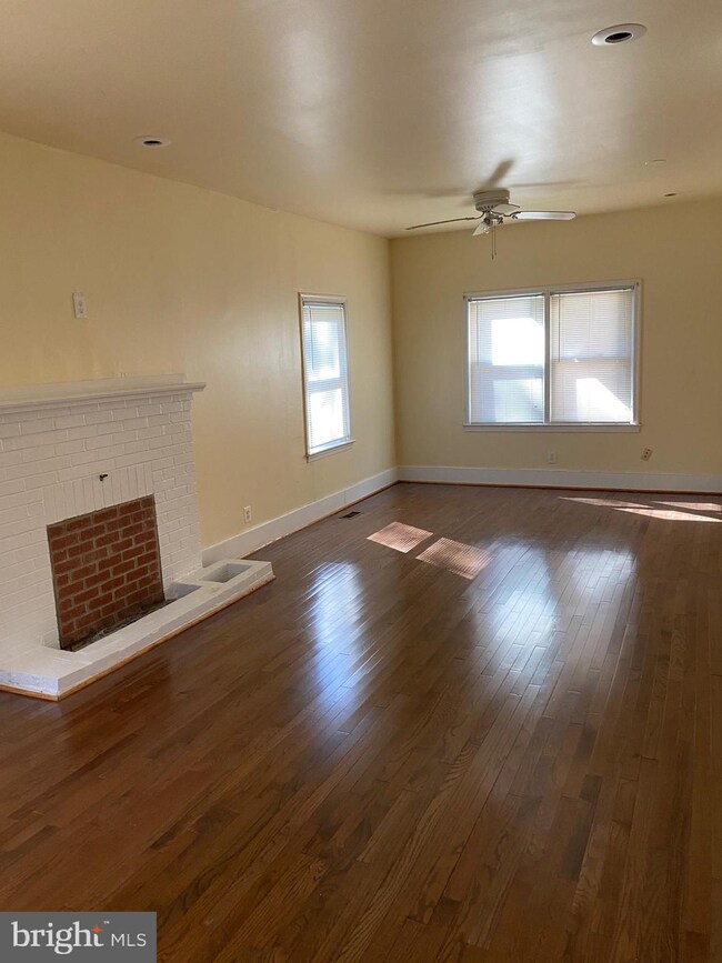 unlisted-address, Capitol Heights, MD 20743 - photo 7