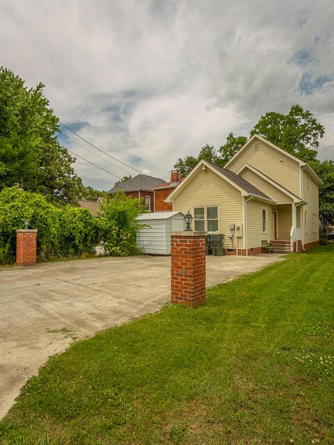 1022 E 8th Street MLS-7