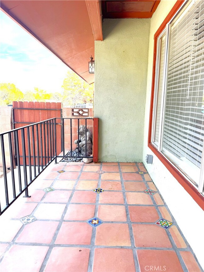 543 Weiman Ave, Ridgecrest, CA 93555 - photo 3