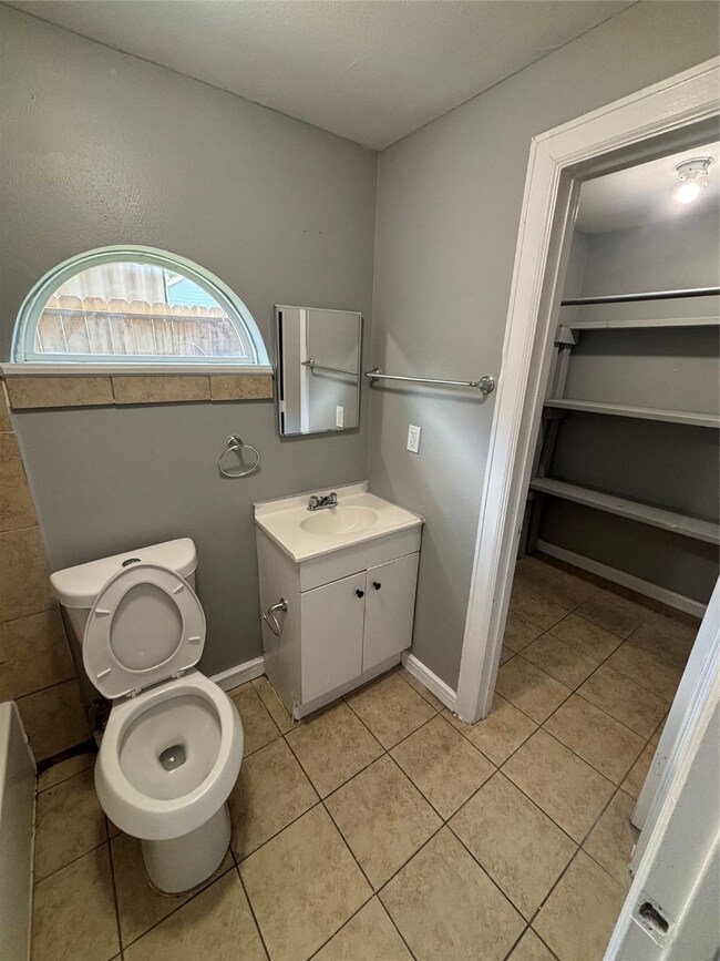 2013 Eubanks St unit 9, Houston, TX 77093 - photo 7