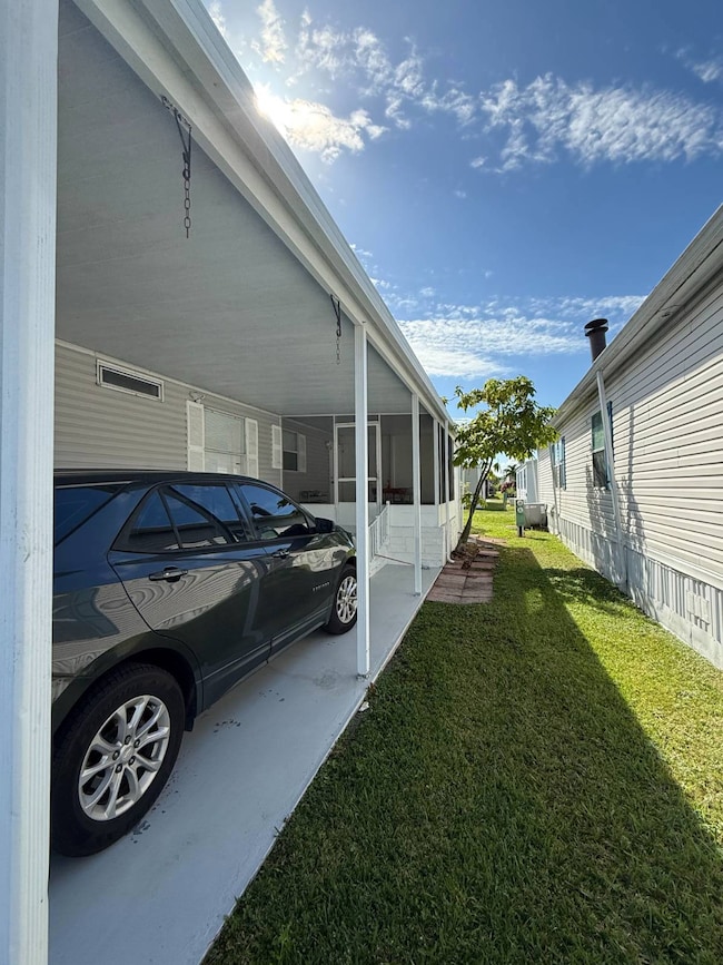 45 Banyan Ln, Davie, FL 33325 - photo 3