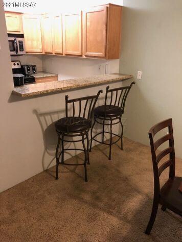 BREAKFAST BAR AREA