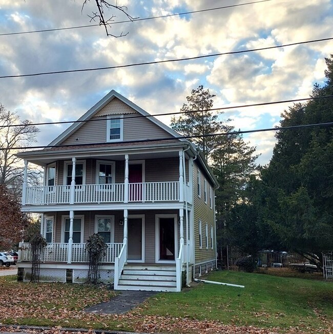 59 Hebron Ave unit 2nd FL, Attleboro, MA 02703 - photo 2