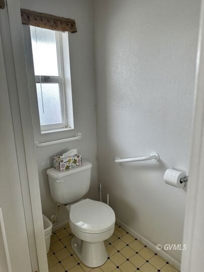 1/2 bath