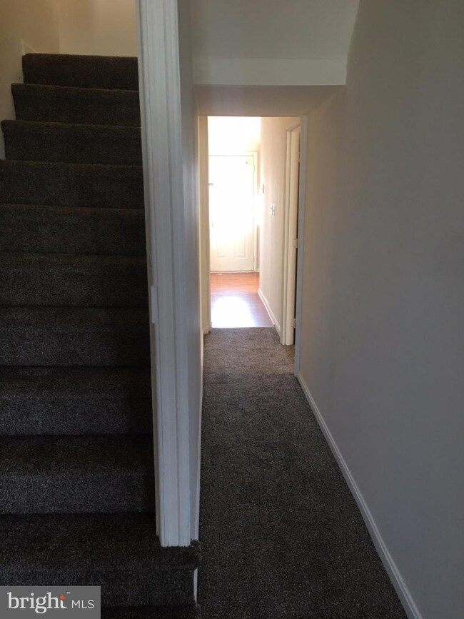 510 Salem Ave unit B, Hagerstown, MD 21740 - photo 5