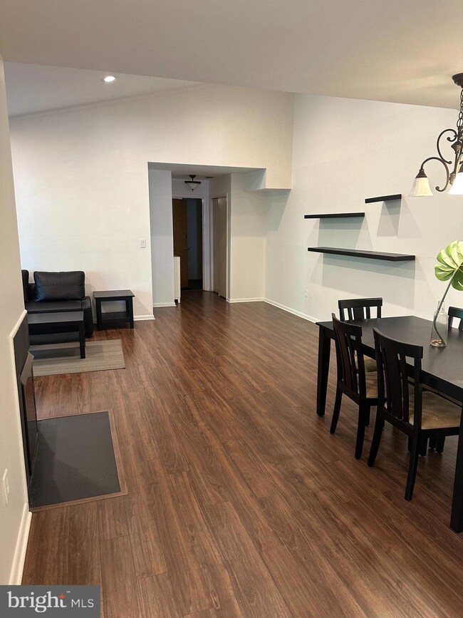 113 Cascade Ct unit 10, Princeton, NJ 08540 - photo 6