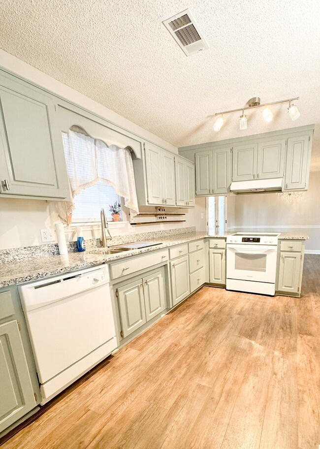 51 Green Lake Cir, Quitman, GA 31643 - photo 7