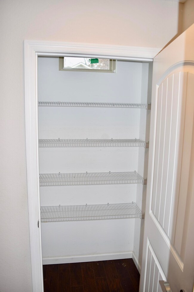 645 Illinois Ave, Dayton, TN 37321 - photo 5