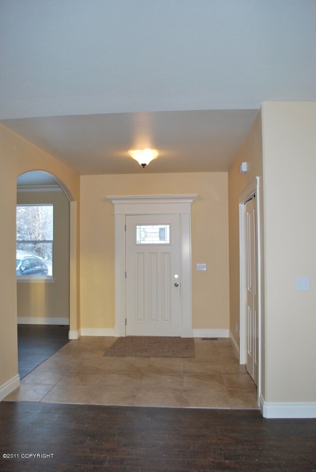 Tiled entry
