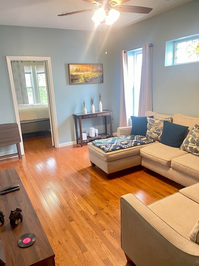 332 Virginia Ave unit 1, Jersey City, NJ 07304 - photo 4