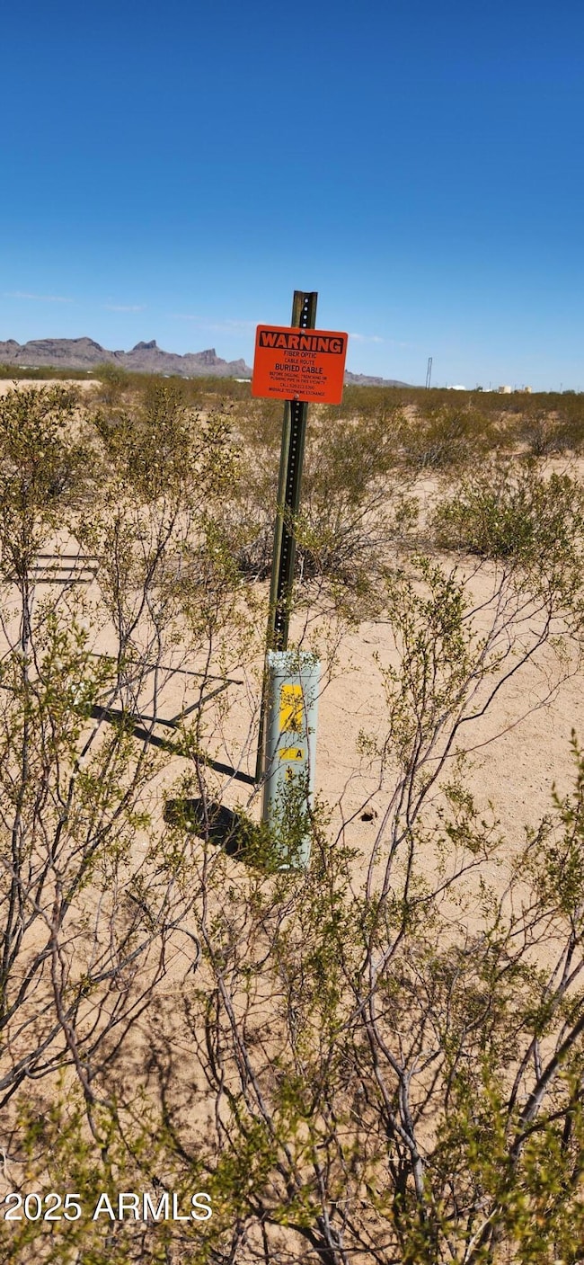 Looking North sign confirms Fibre optic