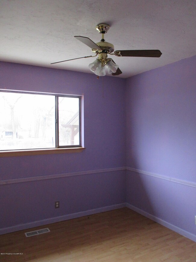 2nd Bedroom