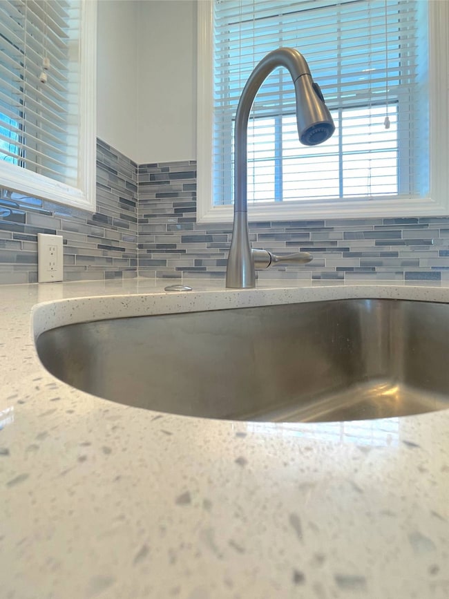 806 Commanche Trail, Fort Myers Beach, FL 33931 - photo 5