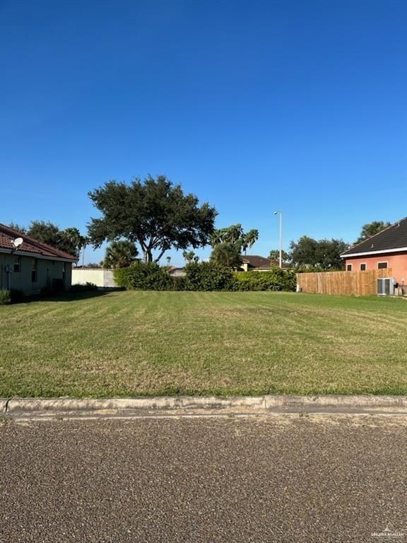 1510 Vida Dulce, Weslaco, TX 78596 - photo 5