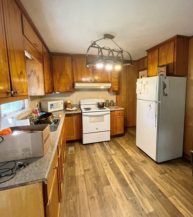 1916 Avalon Ave, Albany, GA 31707 - photo 2