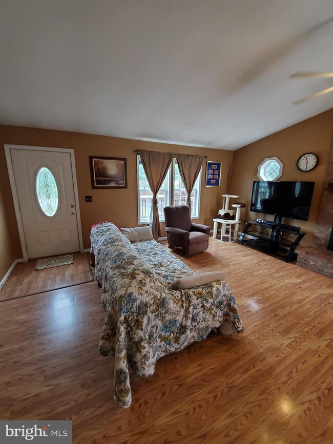 6723 Forbes Place W, Bealeton, VA 22712 - photo 3