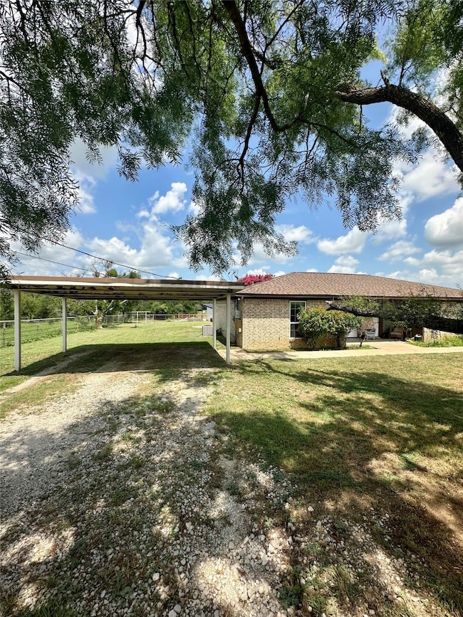 122 Don Propp Rd, Azle, TX 76020 - photo 2