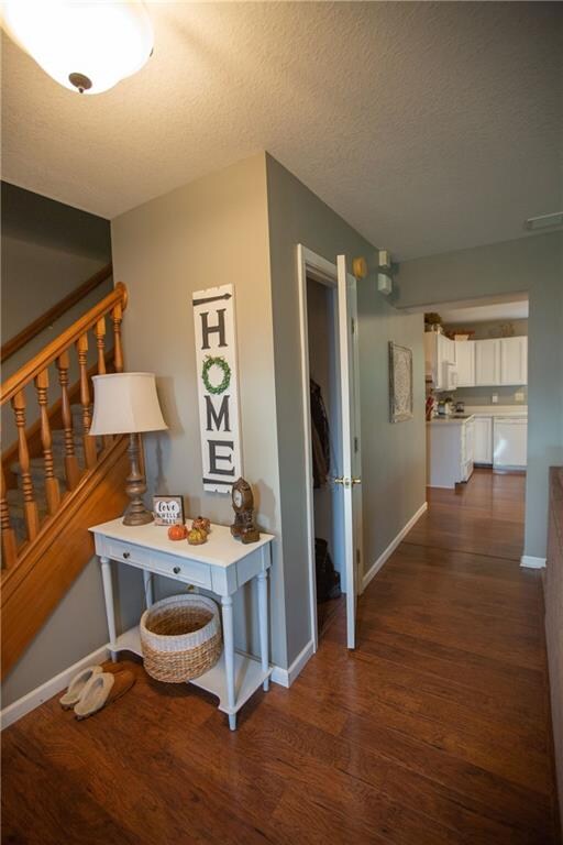 531 Danver Ln, Beech Grove, IN 46107 - photo 5