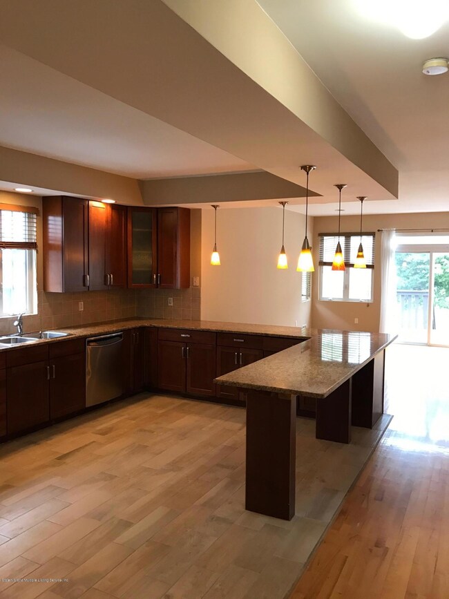 Kitchen 4