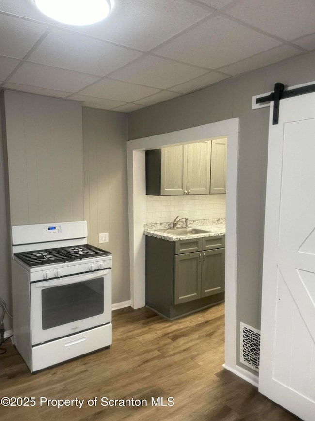 2303 Boulevard Ave, Scranton, PA 18509 - photo 3