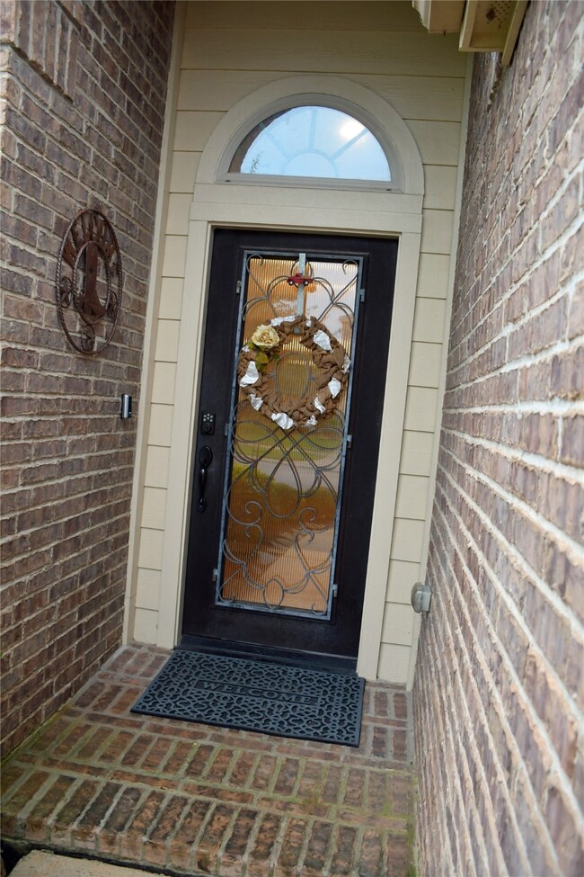 8130 Little Scarlet St, Conroe, TX 77385 - photo 3