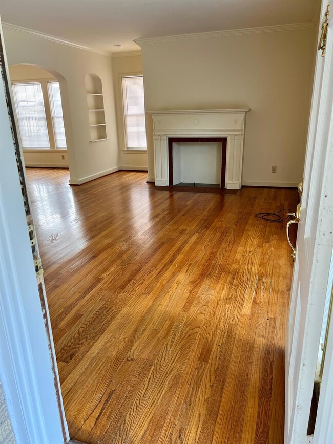 5910 Marquita Ave, Dallas, TX 75206 - photo 3