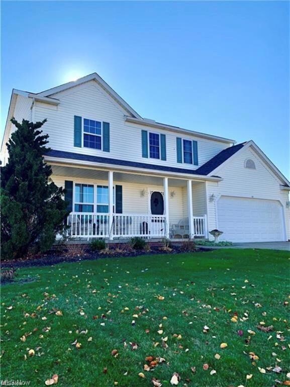 Wonderfully maintained 3 bedroom ranch with a new 