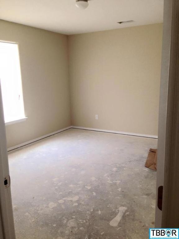 304 Trey, Troy, TX 76579 - photo 4